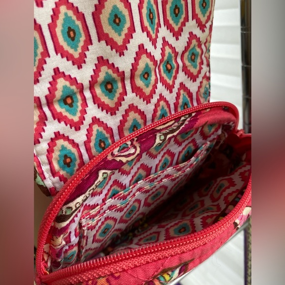 VERA BRADLEY "Call Me Coral" Print Convertible Saddle Bag - Picture 4 of 5